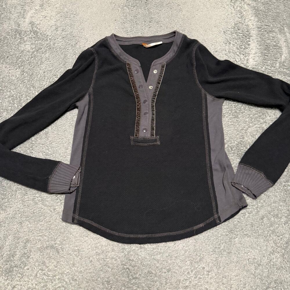 Free People Shirt Womens Small Black Carly Henley Thermal Long Sleeve
